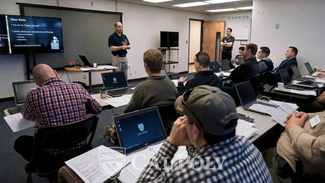 Cybersecurity class with law enforcement officials at CCi