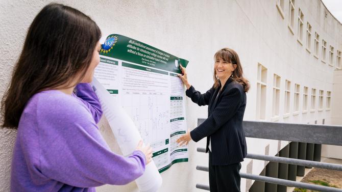 Statistics Professor Beth Chance with student